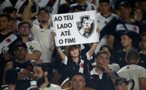 vasco: torcida pede vegetti e confia no desempenho de coutinho contra o grêmio