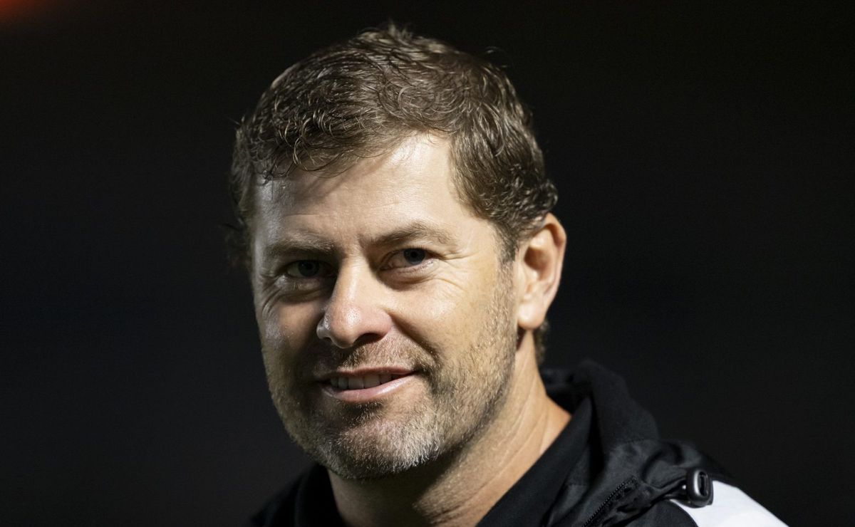 rafael paiva libera e vasco negocia atacante cauã paixão com o polissya (ucr)