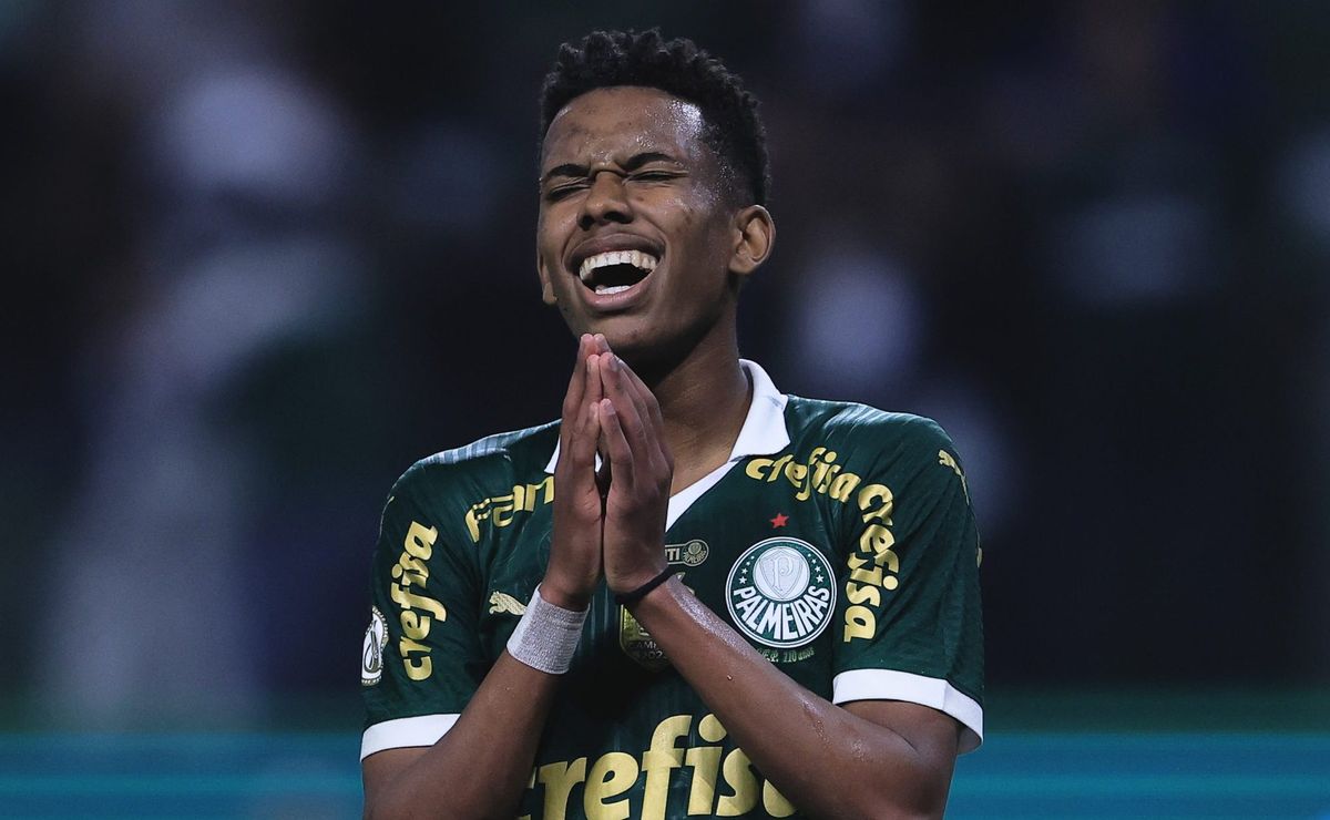 estêvão desfalque por cartão? cbf confirma situação e amarelo de juiz não tira craque de botafogo x palmeiras