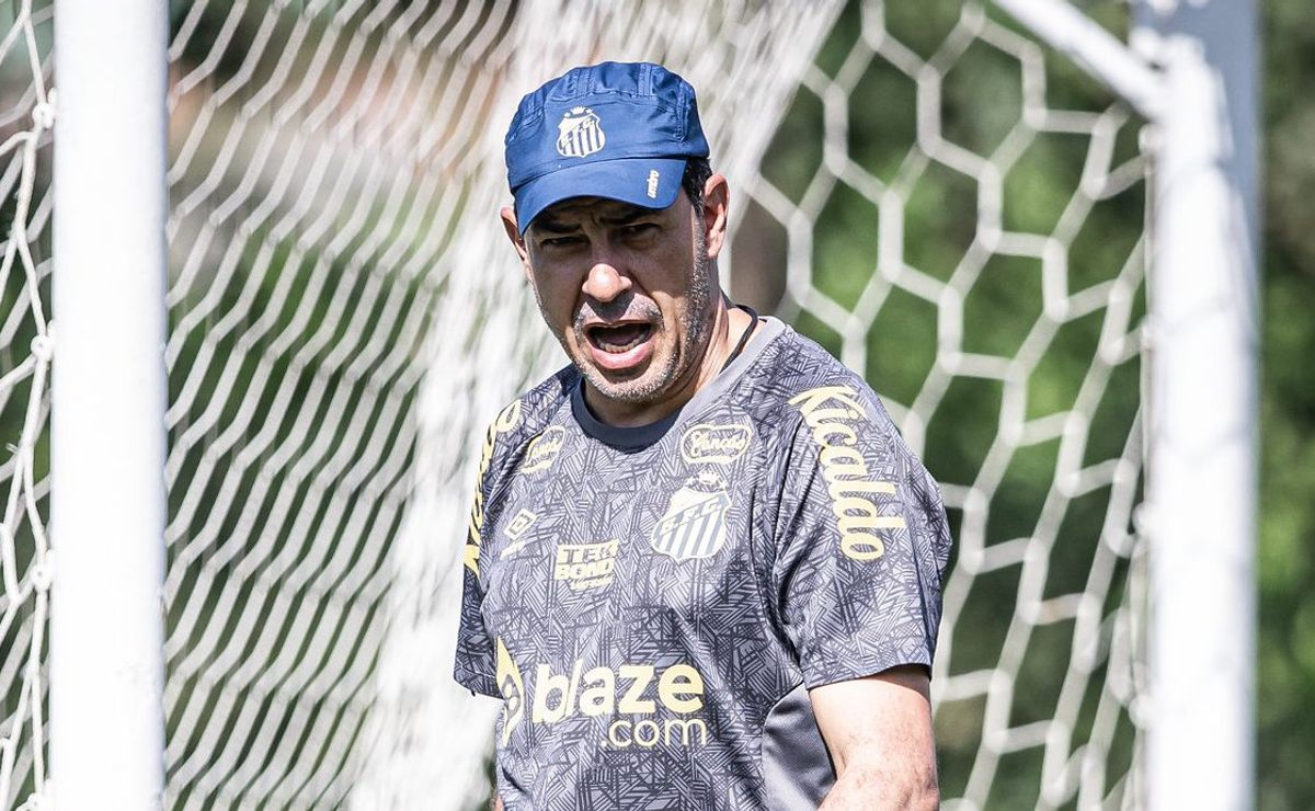 carille confirma quatro reforços no santos e faz mistério para não prejudicar negociações