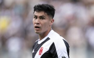 galdames toma decisão nos bastidores, aceita redução salarial e encaminha saída no vasco