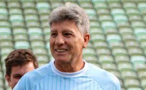 renato gaúcho destaca classificação do grêmio como determinante para evolução do elenco: “devolve a confiança” 