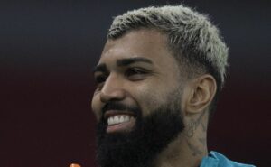 gabigol no mundo Árabe tem informação no palmeiras que pode ter concorrência pesada