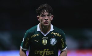 abel ferreira critica elenco do palmeiras e usa agustín giay como exemplo: “entregou tudo hoje”