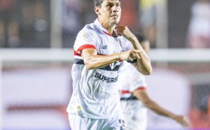 são paulo tem veredito sobre venda de ferraresi para o santos de carille