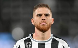 corinthians ofereceu r$ 2 milhões a cuellar devido a baixa na folha salarial; entenda a situação