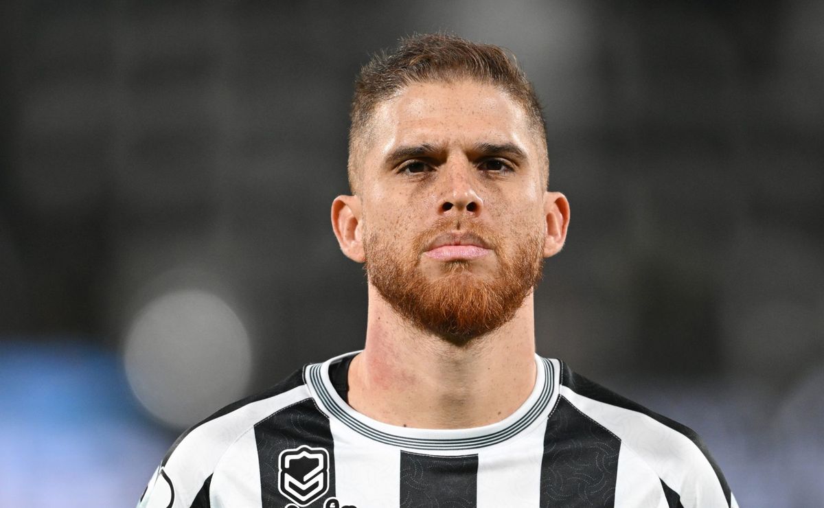 corinthians ofereceu r$ 2 milhões a cuellar devido a baixa na folha salarial; entenda a situação