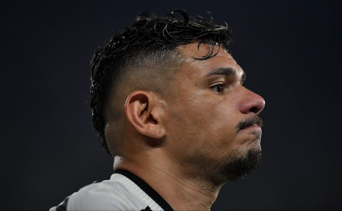 tiquinho chega há oito jogos sem marcar e vive maior jejum pelo botafogo