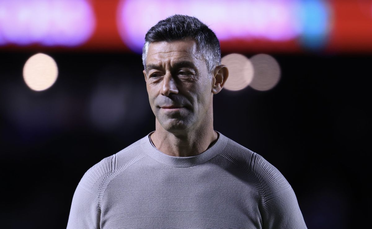 são paulo barra saída de meio campista para bragantino de pedro caixinha e zubeldía vai utilizar