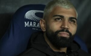 alvo do palmeiras, gabigol finalmente se pronuncia sobre futuro no flamengo: "vou ficar até dezembro"