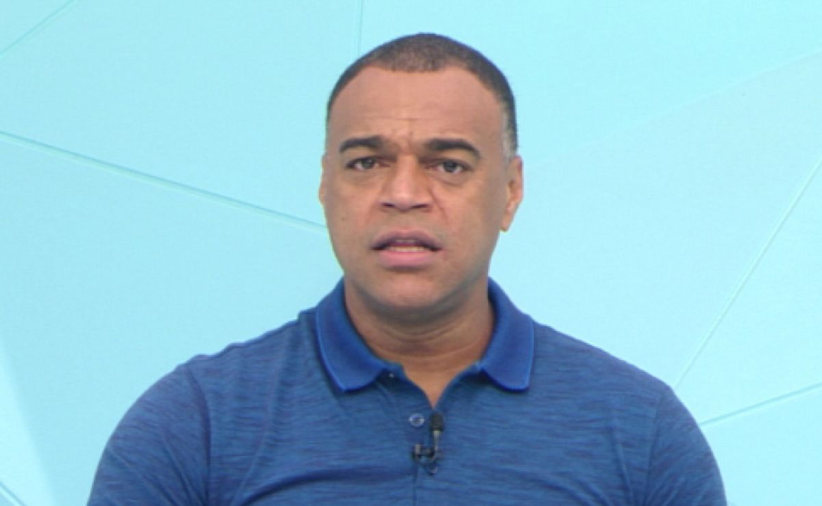 denílson show se rende ao cruzeiro e elogia dupla titular: "william e matheus pereira voando"