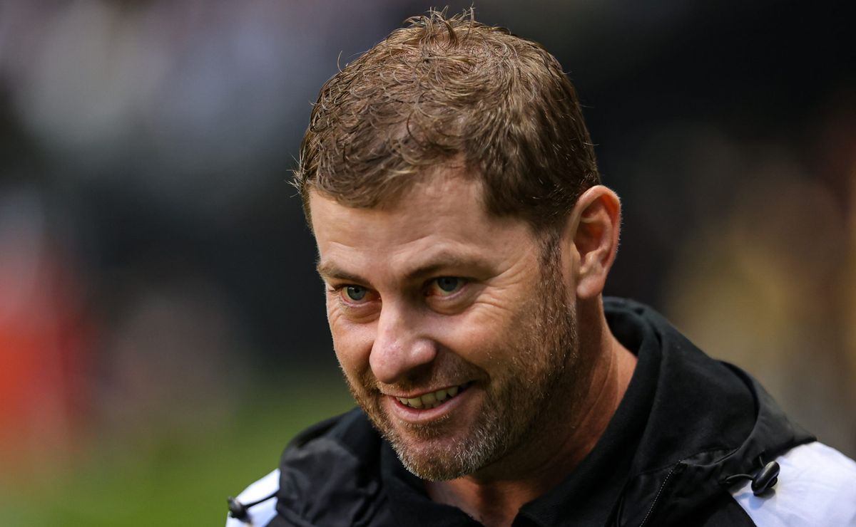 vasco pode voltar ao mercado da bola e confirmar +1 reforço ao elenco de rafael paiva