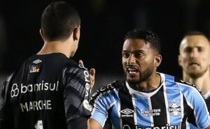 após críticas ao renato e treta com reinaldo, situação de marchesín piora no grêmio