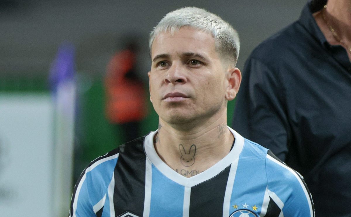 após eliminação da venezuela na copa américa, grêmio define planejamento de soteldo no time titular