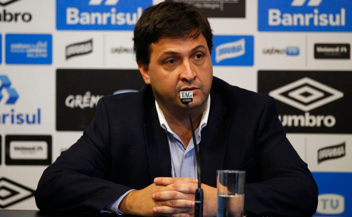 presidente do grêmio muda de postura nos bastidores￼