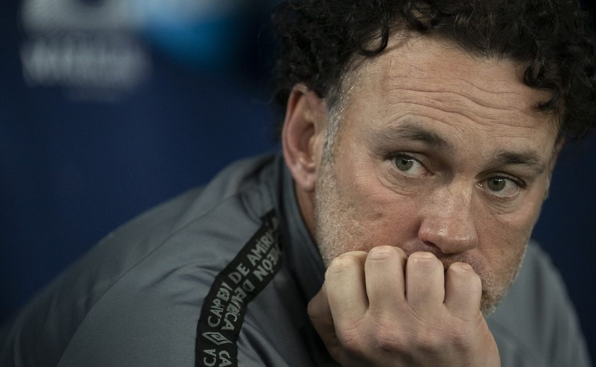 milito destaca vitória do atlético em casa e entra em polêmica sobre gol de paulinho: “analisem e tirem as conclusões"