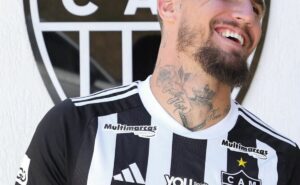 ceo do atlético mg, rubens menin elogia zagueiro lyanco