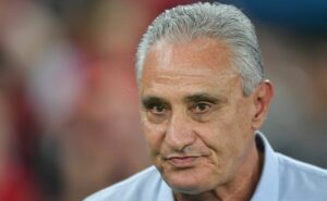 tite é criticado por decisão tomada na derrota do flamengo para o fortaleza: “teimosia”