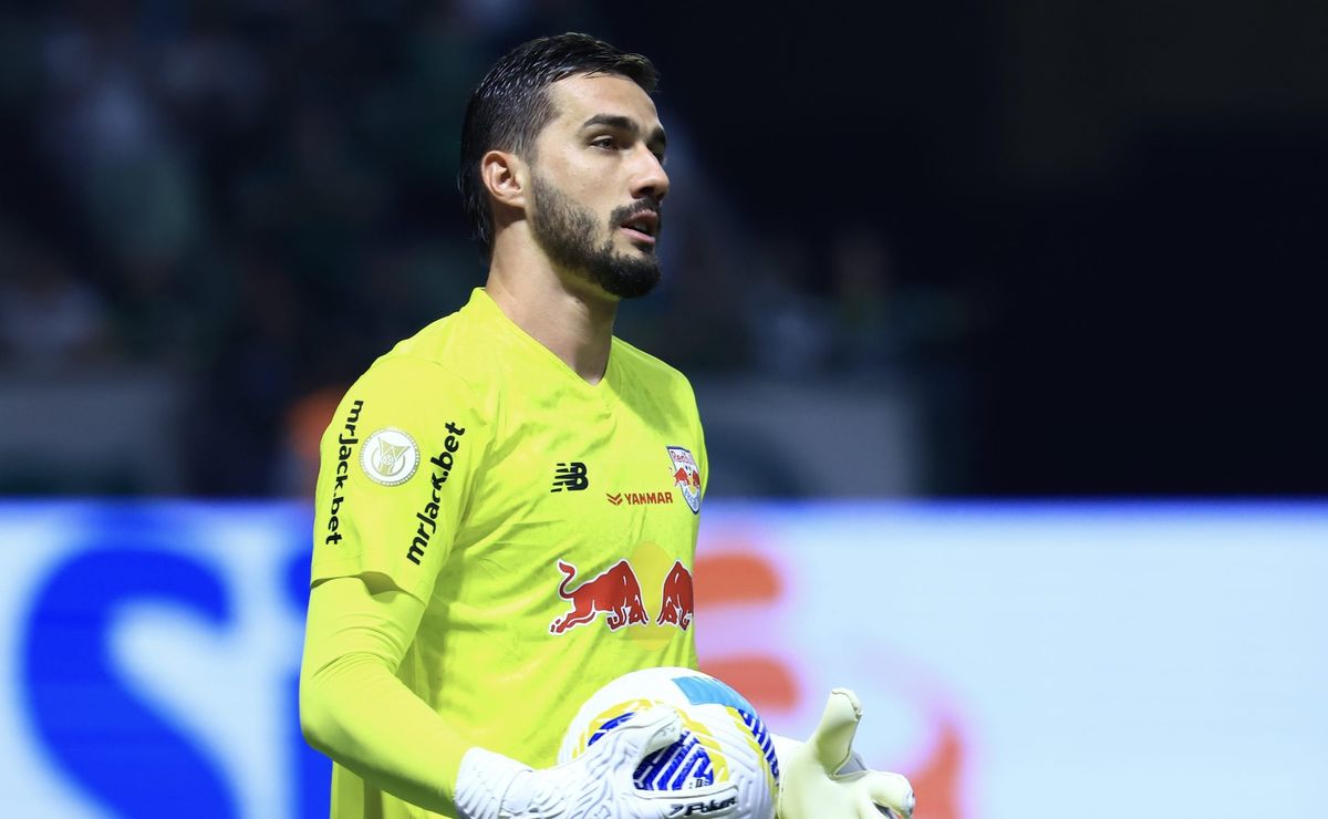após são paulo e rb bragantino, cleiton fala sobre pênalti de luciano: "foi pecado"