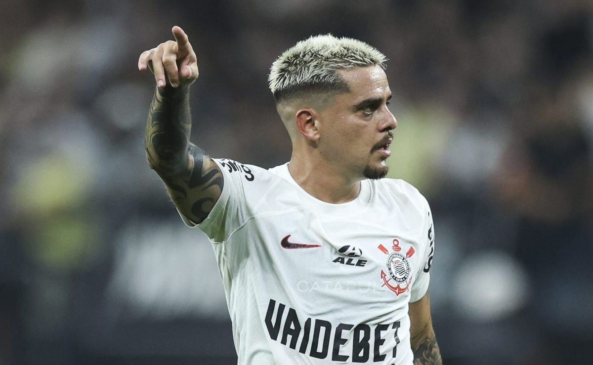 corinthians anuncia renovação de contrato com fagner; veja detalhes do novo vínculo  