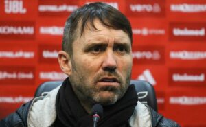 baldasso adapta a canção “uni, duni, tê”, para comemorar demissão de coudet do internacional; assista