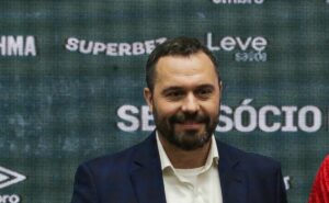 cria de xerém quer voltar ao fluminense e mário bittencourt é avisado