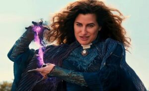 disney+: primeiro trailer de agatha desde sempre é divulgado e produção ganha pôster