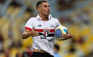 são paulo e goiás: torcida tricolor espera vitória em grande estilo na copa do brasil