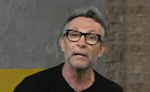 neto critica cacá no corinthians após xingamentos: "está achando que é o gamarra?"