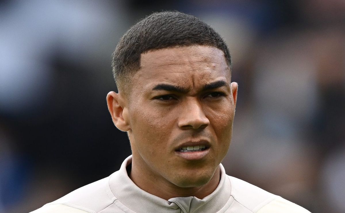 saída de rodrigo caetano interfere e atlético mg desiste de contratar carlos vinícius