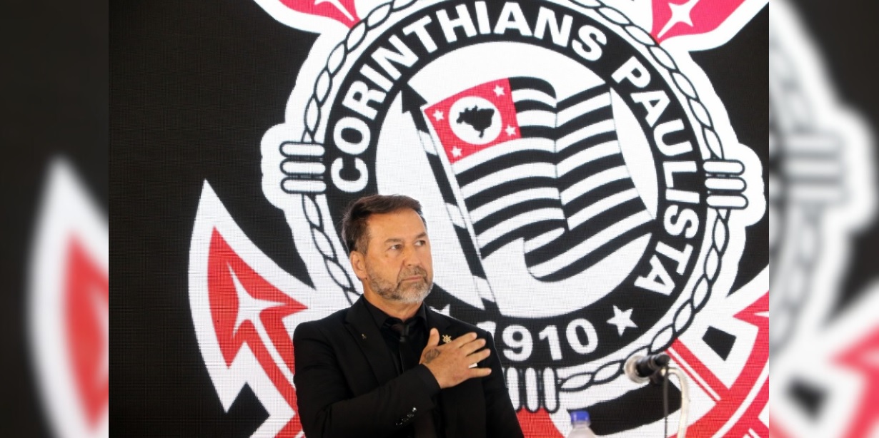 conselheiros do corinthians protocolam pedido de impeachment contra o presidente augusto melo