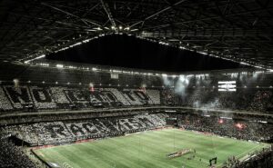 atlético mg esbarra em problemas sem solução no primeiro ano de arena mrv