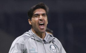 abel ferreira alfineta flamengo após derrota no maracanã: "vocês viram"