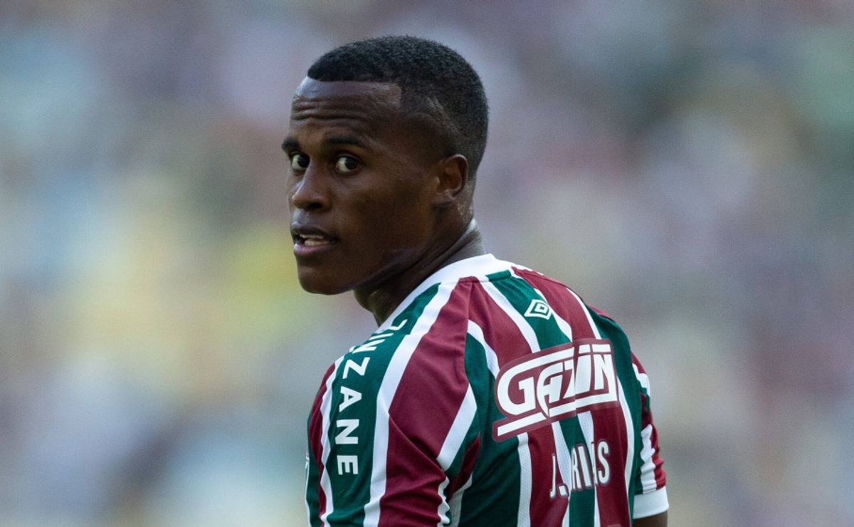 fluminense ganha fôlego na luta contra z4 e jhon arias desabafa sobre bastidores: "dias difíceis"