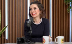 "sempre foi reservada"; assessoria de sandy se manifesta sobre possível namoro com pedro andrade