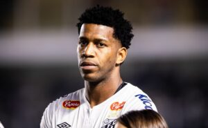 santos de gil é o time com menos cartões amarelos da série b