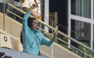 olimpíadas 2024: marta no banco de reservas na final é consenso entre brasileiros 