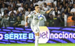 escobar alega falta de atenção em empate do santos sobre o guarani: "falta desnecessária"