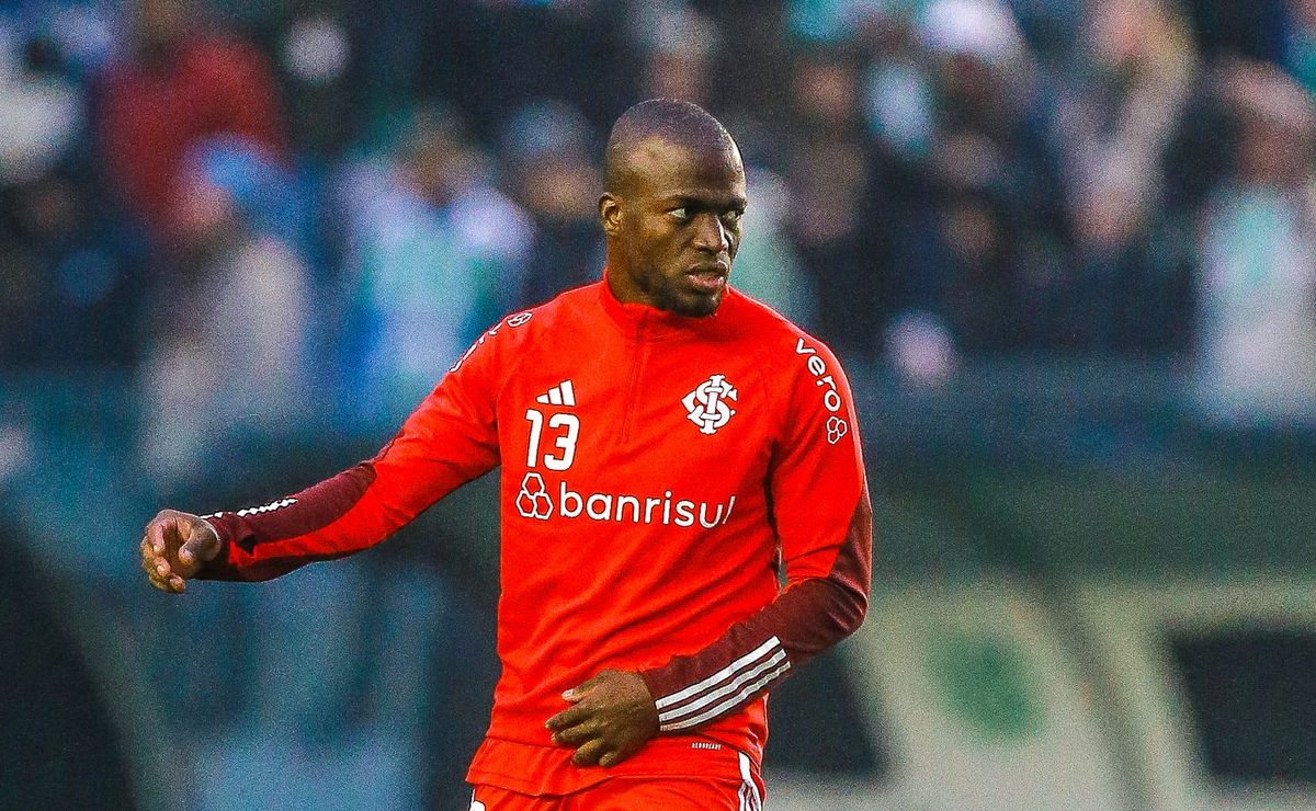 roger machado comenta sobre jejum de enner valencia no internacional: “vai acabar”