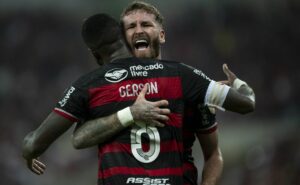 vitória do fortaleza barra flamengo da liderança nesta rodada do brasileirão