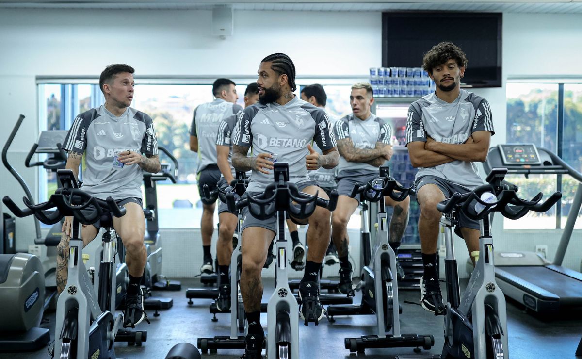 atlético mg tem aumento da folha, mas mira saídas para fechar em r$ 230 milhões