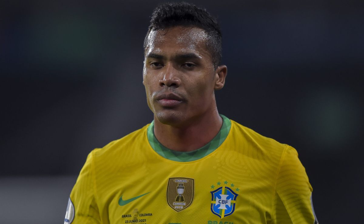 após alex sandro, flamengo abre negociação para contratar mais um campeão da libertadores pelo santos
