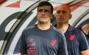 cruzeiro ganha novo reforço: wesley carvalho se junta a fernando seabra na comissão técnica