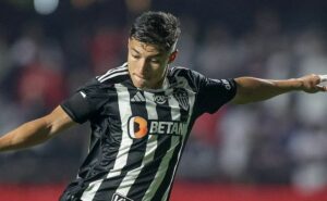 alan franco ‘rasga’ elogios sobre gabriel milito e sua maneira de trabalhar: “pé no chão”