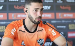 destaque na temporada, jogador emprestado do atlético mg chama atenção na europa