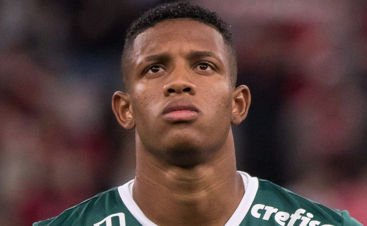 danilo ganha força para sair do nottingham forest e palmeiras fica sabendo do negócio no mercado