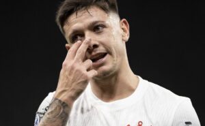 rodrigo garro critica arbitragem após corinthians x bragantino: “eles têm que saber”