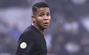 corinthians estava confiante em venda alto de wesley, mas vê valores declinarem  