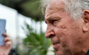 zico não poupa tite e reclama de titular do flamengo na libertadores: "não fica só olhando a bola"; veja vídeo