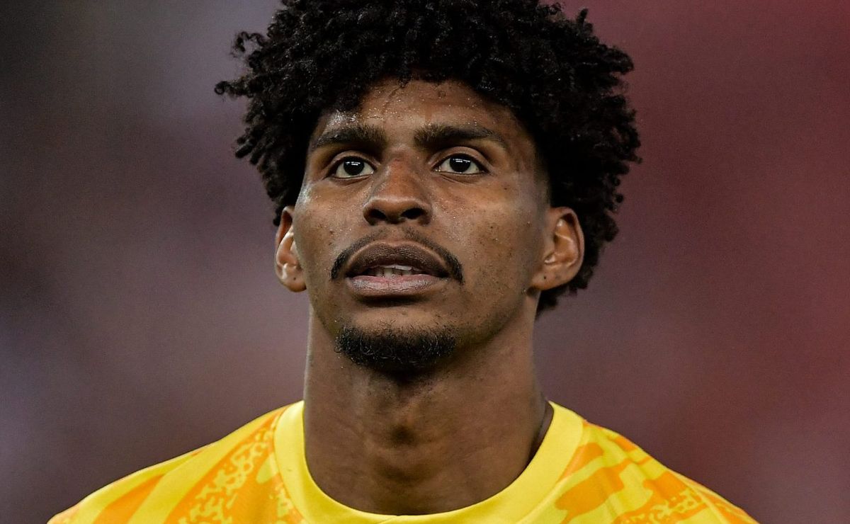 hugo souza discorda de gol anulado em fluminense x corinthians: “lance de jogo”